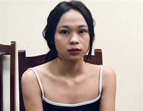 Tạm giữ hình sự hot girl nửa đêm đi giao ma túy cho khách