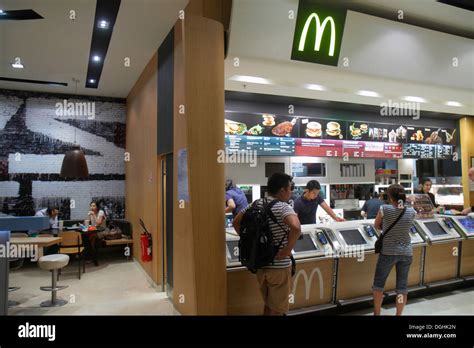 Fast Food Court Paris Hi Res Stock Photography And Images Alamy