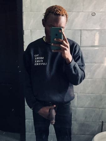 NAKED WEAPON 56 Pics XHamster