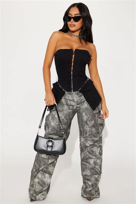 Модные джинсы 2024-2025 тренды с чем носить