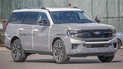 Here S The New Ford Expedition S Face Totally Undisguised