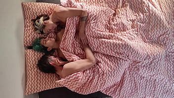 Horny In The Morning Friends Have A Beatiful Threesome FULL VIDEO XNXX