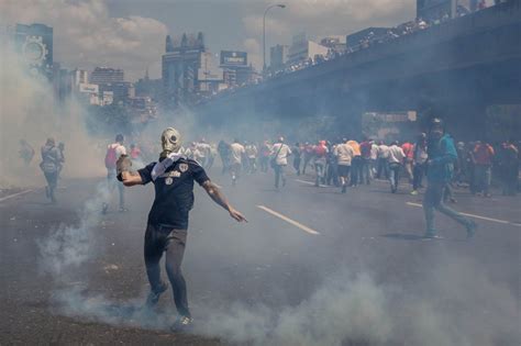 Fotos Venezuela Disturbios Durante La Protesta De La Oposici N En