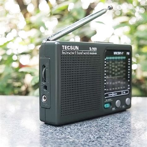 Радиоприемник от сети и батареек, TECSUN R - 909 FM / MW / SW 9 ...