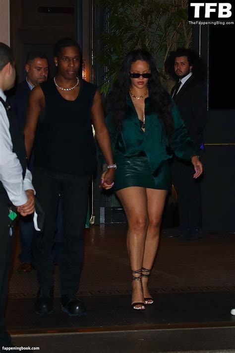 Rihanna Badgalriri Nude The Fappening Photo 2071856 FappeningBook