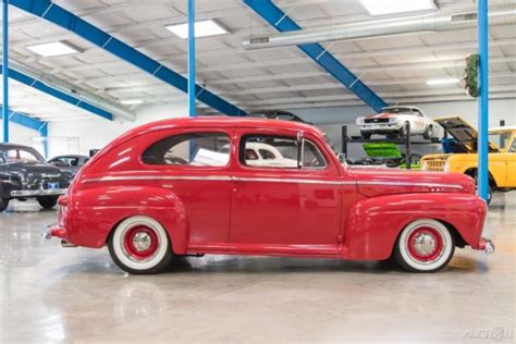 1946 Ford Super Deluxe Tudor Sedan 350 V8 Automatic Airheat Steel Body