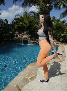 Lilith Morningstar Big Tits Round BabeSource