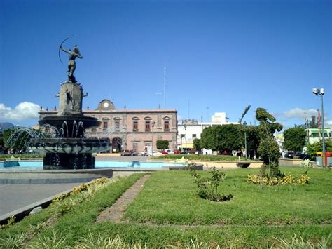 La Diana Cazadora La Origina L En El Zocalo De Ixmiquilpan Hgo M Xico