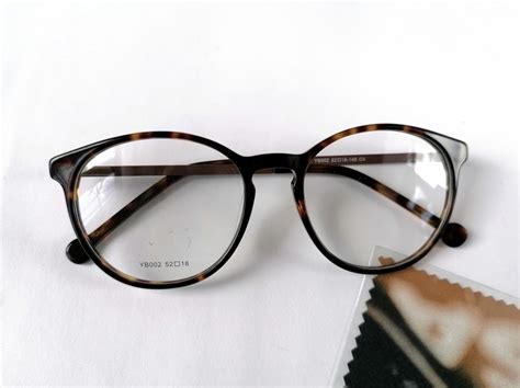 Пластиковая оправа унисекс Santarelli ST1893-C4 в цвете Havana - Opticmir