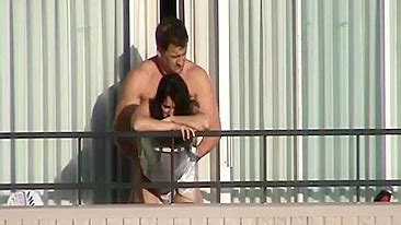 Amateur Couple Public Balcony Sex At The Beach AREA PORN