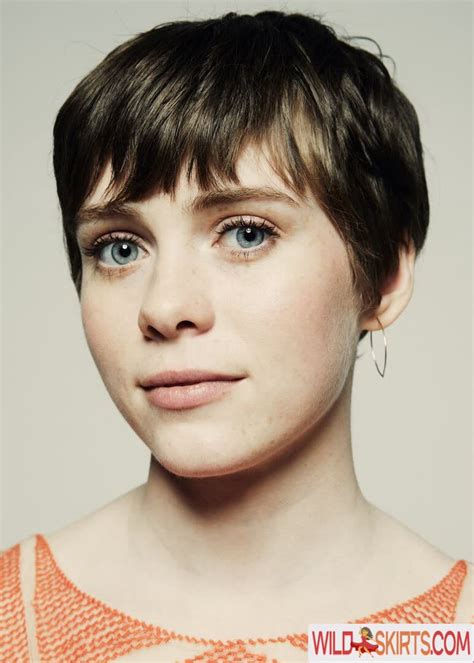 Sophia Lillis Sophialillis Nude Instagram Leaked Photo