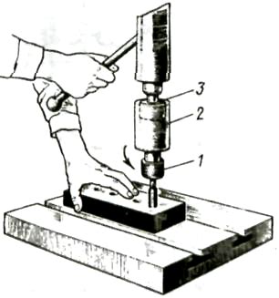Нарезание резьбы на сверлильном станке: фото, видео, ГОСТ