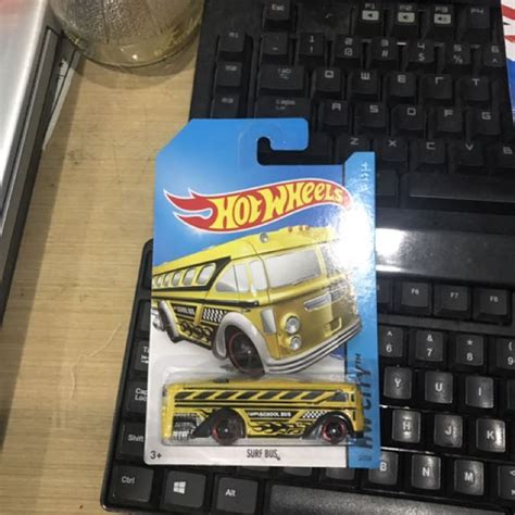 Hot Wheels Surf Bus Hobbies Toys Toys Games On Carousell