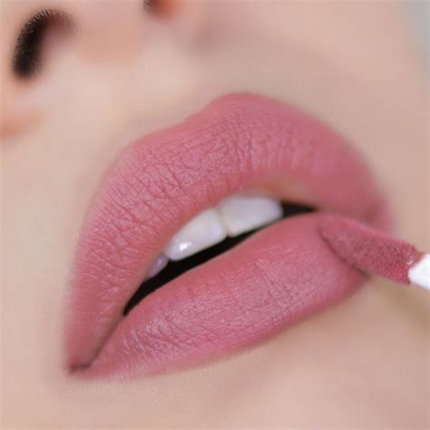 Помада для губ RELOUIS NUDE MATTE тон жидкая матовая купить в интернет магазине косметики