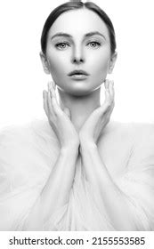 25 203 Red Hair Nude Images Stock Photos Vectors Shutterstock