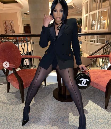 All Black Outfit Hot Outfits Winter Fashion Outfits Classy Outfits Sheer Leggings Stockings