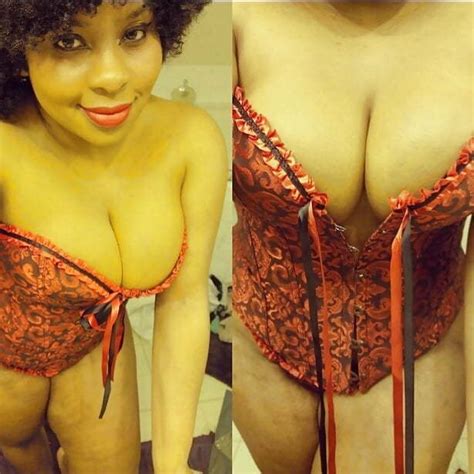 Ebony Milf Posing Shesfreaky