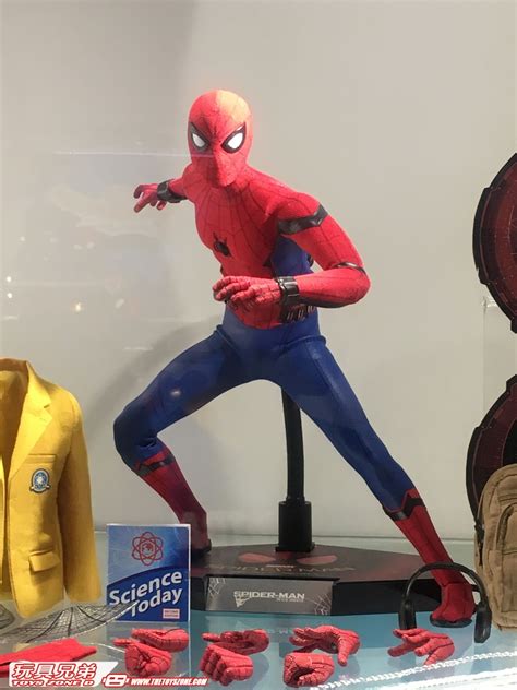 實拍 Hot Toys蜘蛛俠強勢回歸Spider man Homecoming 蜘蛛俠 人偶 Toys Zone D 玩具兄弟 Figures Price List