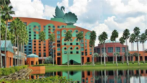 Disney Resort Experiences Flooding from Hurricane Ian | Disney Dining