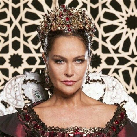 Pin en Короны и украшения османских султанш