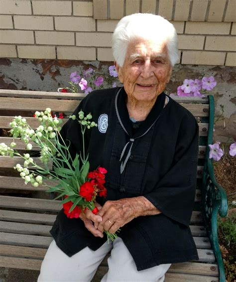 Hamilton, Enid Alma – Carnarvon Funeral Services