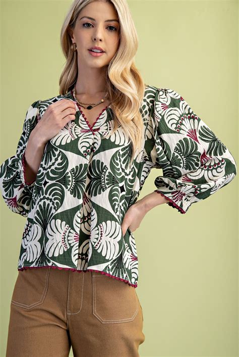 Trendy Women's Clothing | Mainstream Boutique Woodbury & Mendota Hts