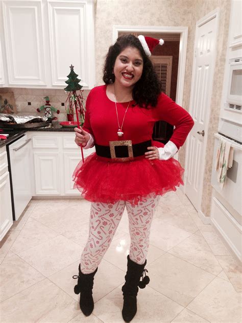 Mrs. Claus costume | Christmas costumes diy, Diy costumes, Costumes