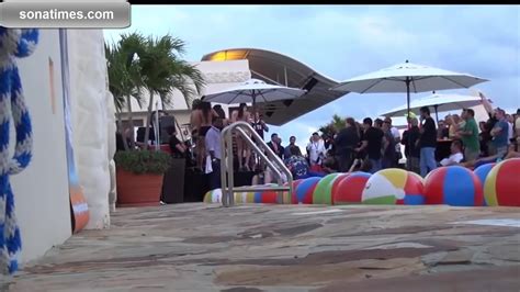 Веселый конкурс бикини Bikini Contest Nudity Sexually and Explicit Video on