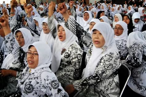 Guru Dan Kepsek Di Daerah Ini BERBAHAGIA Tunjangan Sertifikasi Sudah