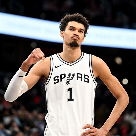 Spurs Roster, Salaries, Cap Space, Available Draft Picks and More