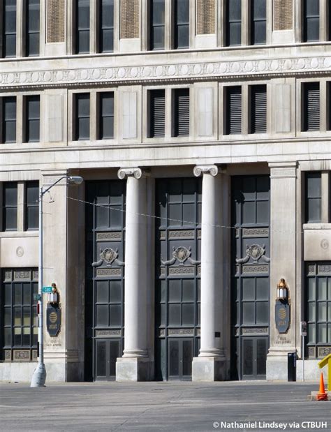 att building  skyscraper center