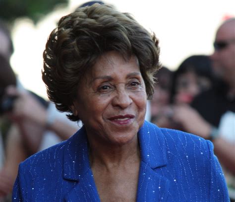 Marla Gibbs Weight Height Ethnicity Hair Color Net Worth