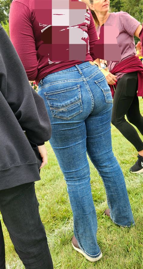 Thick Blonde In Jeans Tight Jeans Forum