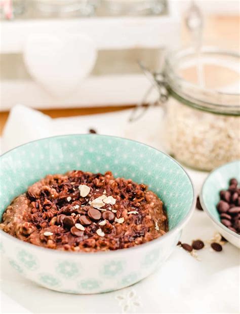 Einfacher Veganer Schoko Kokos Porridge Aus Der Mikrowelle Eine Prise