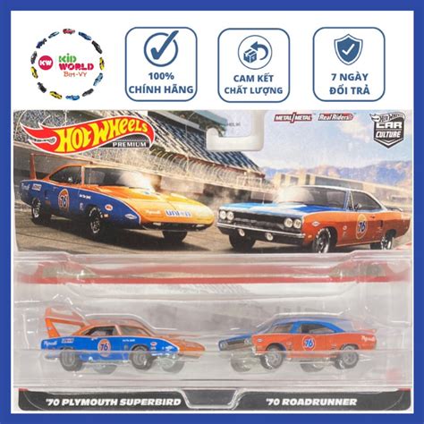 Xe mô hình Hot Wheels Premium Car Culture Team Transport Pack 70 Plymouth Superbird Roadrunner