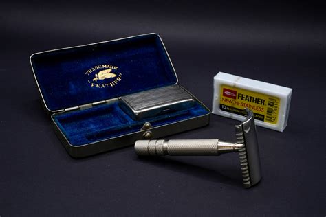 Vintage Japanese Safety Razor Feather Kamisoriharnisch