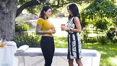 All Girl Massage Busty Babe Cubbi Thompson Has Hot With Her Hot Masseuse Katie Kush XHamster