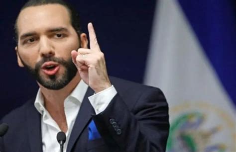 Nayib Bukele presidente de El Salvador responde a críticas de la