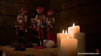 7768 EvilSanta Katie Summers Sarah Shevon Mark Davis XVIDEOS