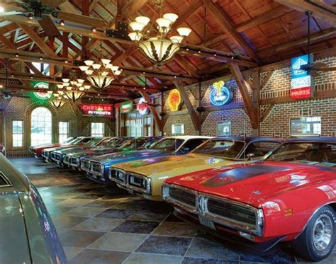 Awesome Garage Of The Day Check Out This Awesome Muscle Car Garage