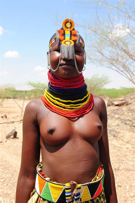 Thumbs Pro Kenyan Turkana Girl By Luca Gargano