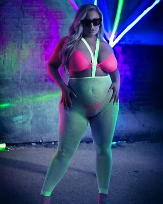 Fantasy Lingerie Plus Size Glow 3pc Suspender Stockings Lingerie Set Ravewear EBay