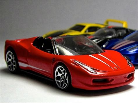 el ultimo ferrari fabricado por hot wheels Atracción360