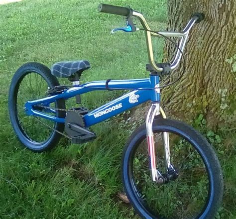 2005 Mongoose Hoop D