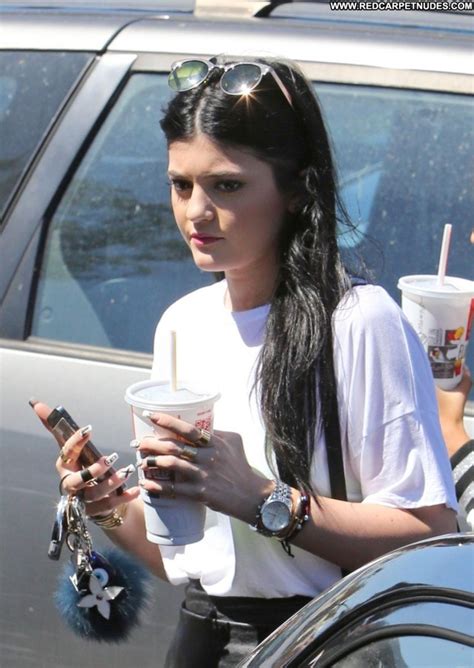 Kylie Jenner No Source Babe Celebrity Posing Hot Beautiful Candids Nude Celebrities Mobile