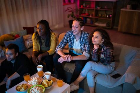 15 Of The Best Lesbian Period Dramas You Need To Watch Right Now