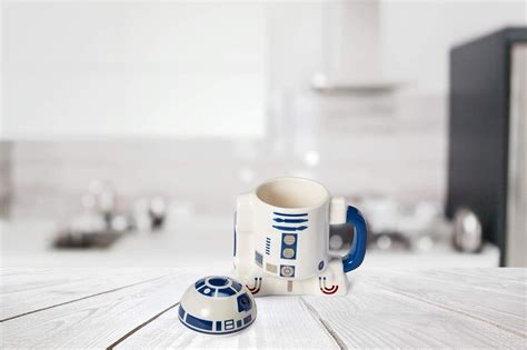 Star Wars Mug - 10oz R2D2 Cup with Removable Helmet Mug | Star wars mugs, Mugs, Star wars ...