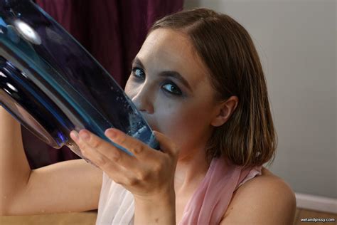 Lexy Star Fucks A Glass Bottle After Peeing Glasses Porn By Wet And Pissy XHamster