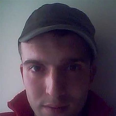 Jeune gay cherche plan cul à Rennes Annonce plan cul 35