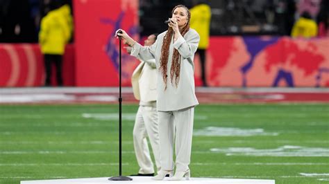 Who performed the Black national anthem at the Super Bowl ...